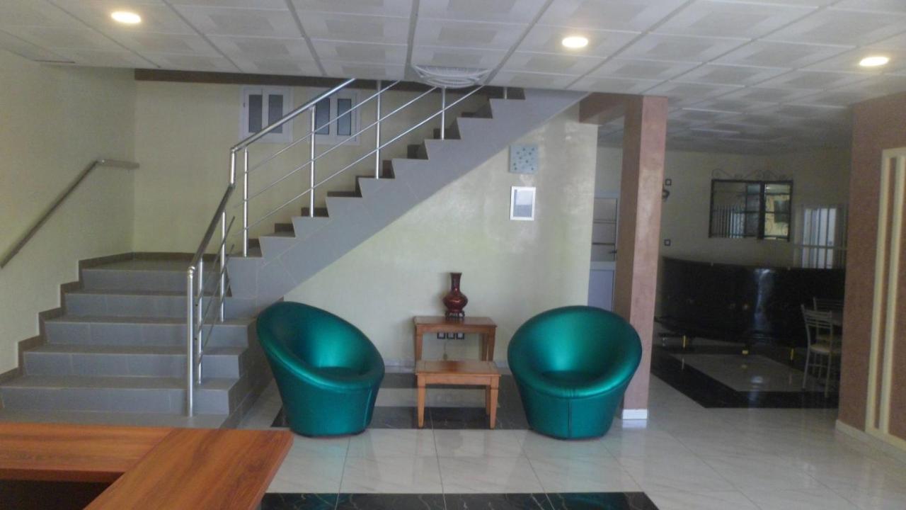 Benin City Center Hotel Котону Екстериор снимка